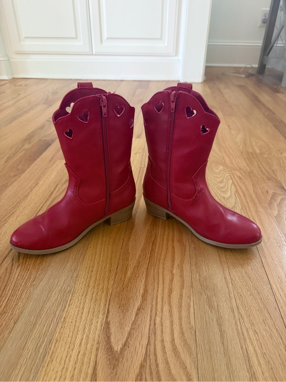 Wonder Nation Girls Red Heart Cutout Cowgirl Western Boots, Size 2 - Picture 9 of 11
